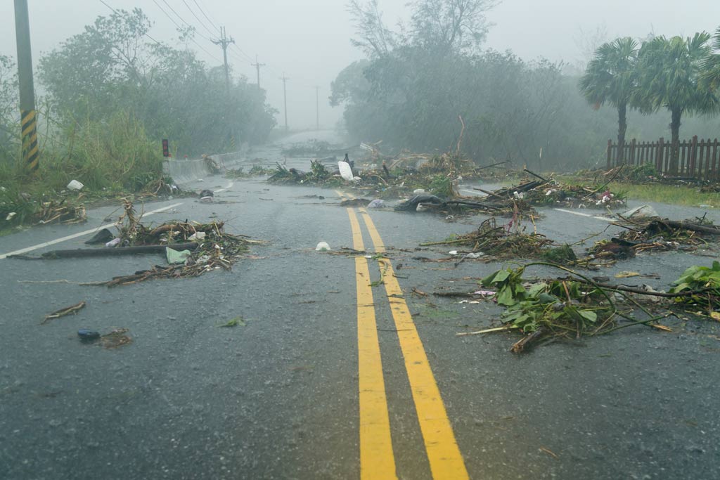 food_safety_tropical_storm_hurricane_flooding